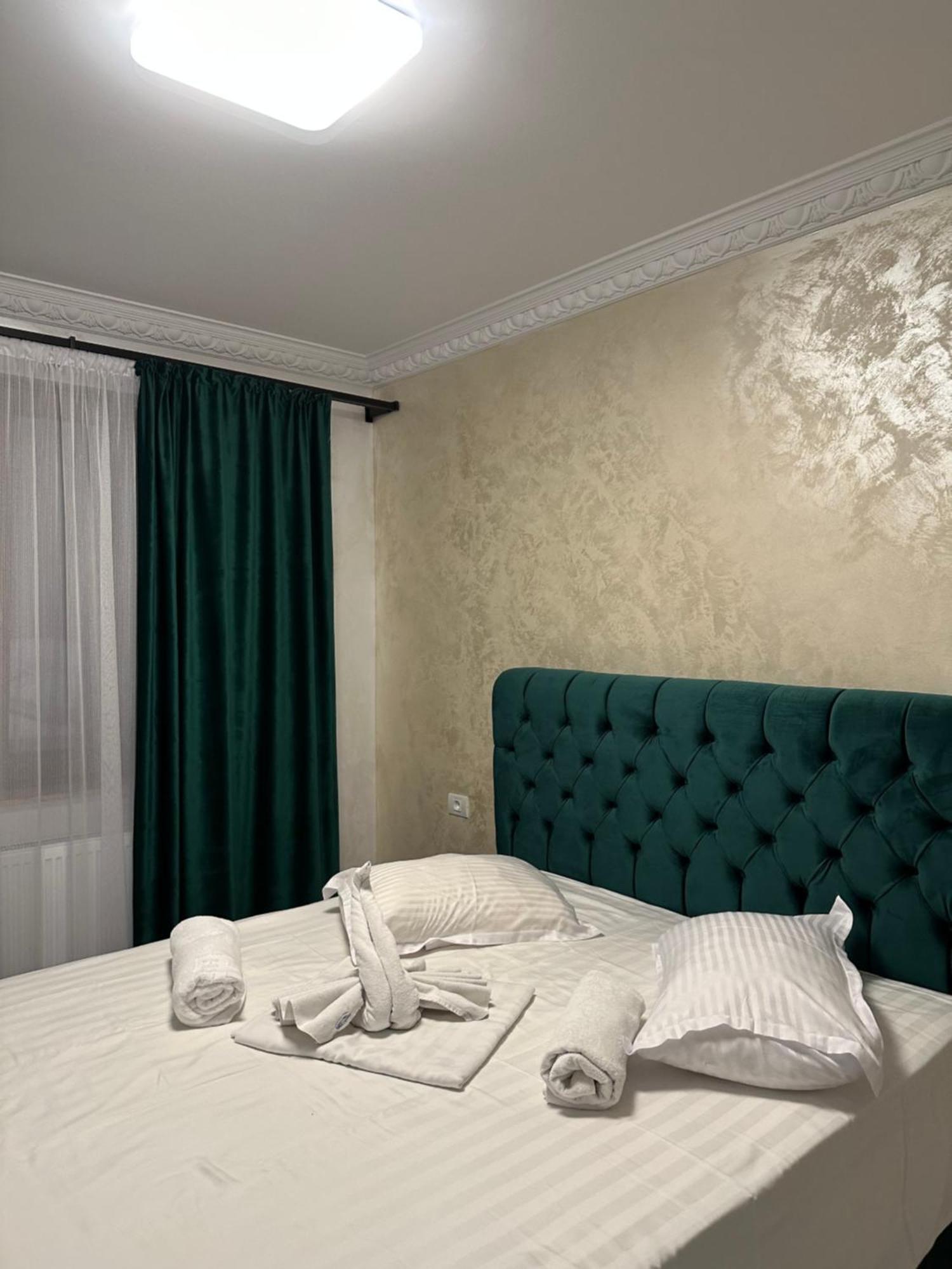 Apartament Simoni Ploieşti Esterno foto