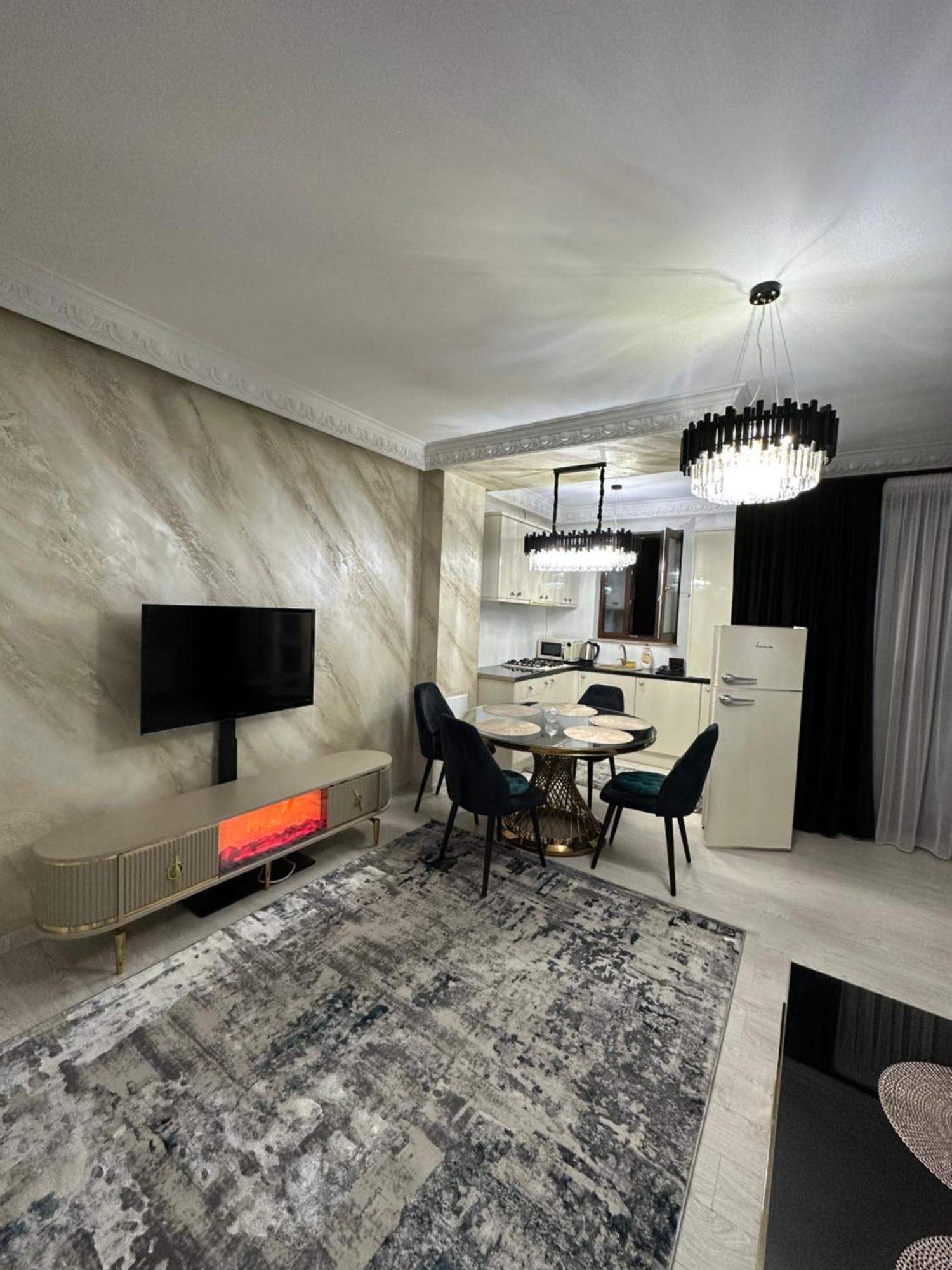Apartament Simoni Ploieşti Esterno foto