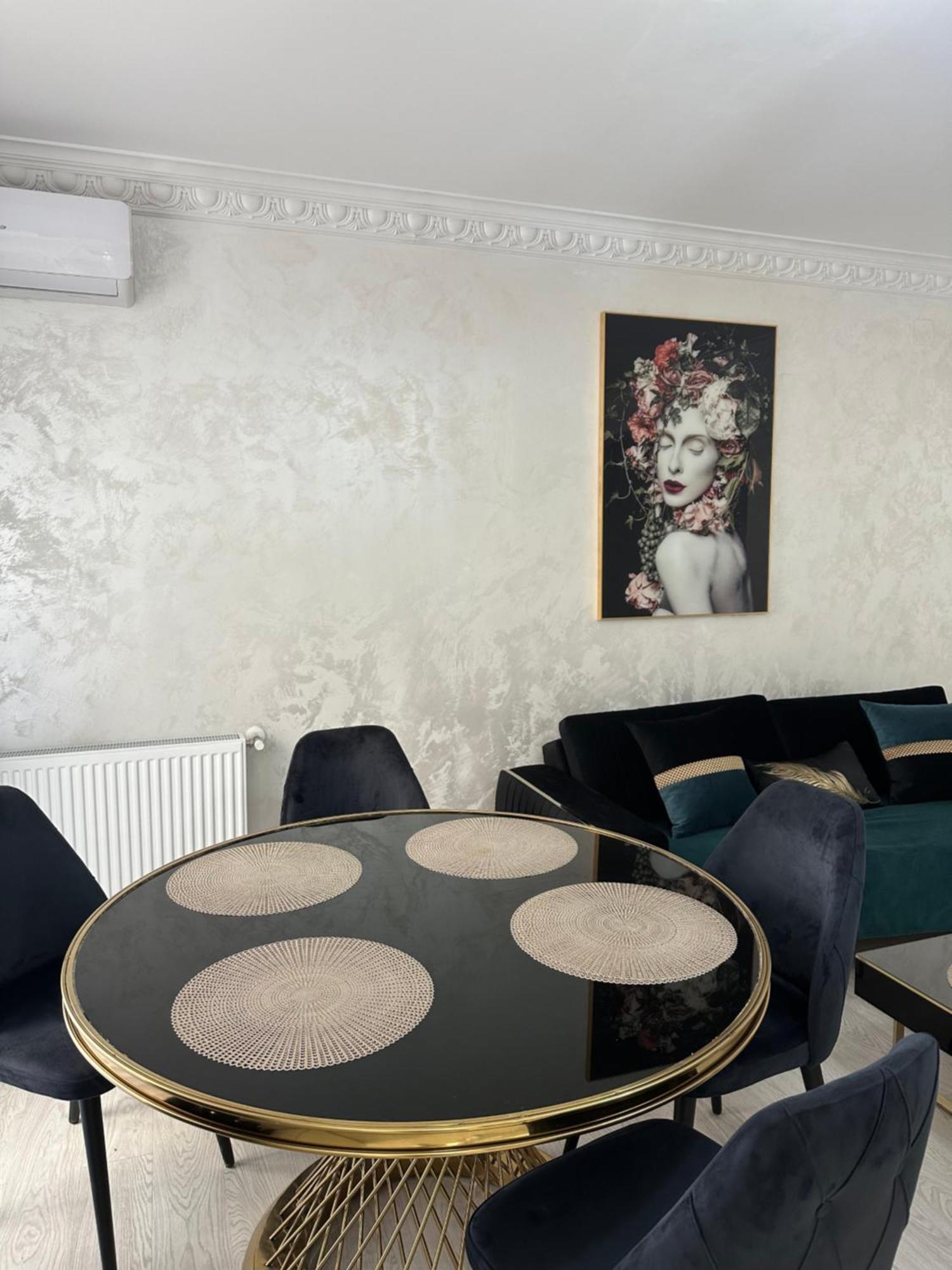 Apartament Simoni Ploieşti Esterno foto